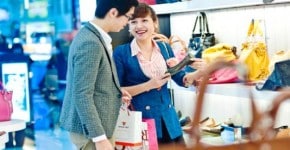 Học giao tiếp nhanh với chủ đề mua sắm